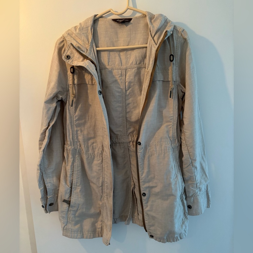 Eddie Bauer Women's Hooded Lightweight Jacket